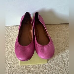 COPY - Lucky brand LK-Emmie2 magenta flats size 9!